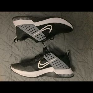 Brand New NIKE AIR MAX ALPHA TRAINER. Worn one time to try on. Great for coaches